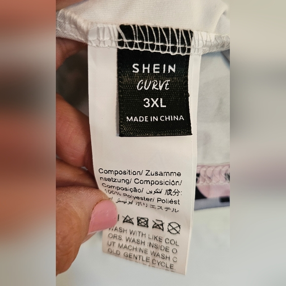 Women's 3X Shein lace cold shoulder long sleeve top - Picture 3 of 4